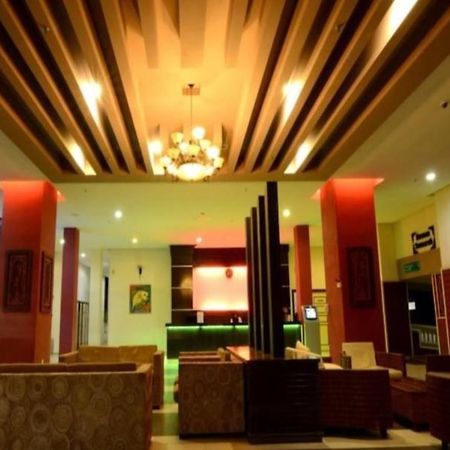 بورت ديكسون Puteri Beach Resort المظهر الخارجي الصورة